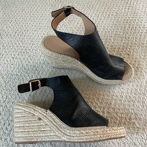 Banana Republic Brand New Black Peep Toe Wedge Sandals Size 9